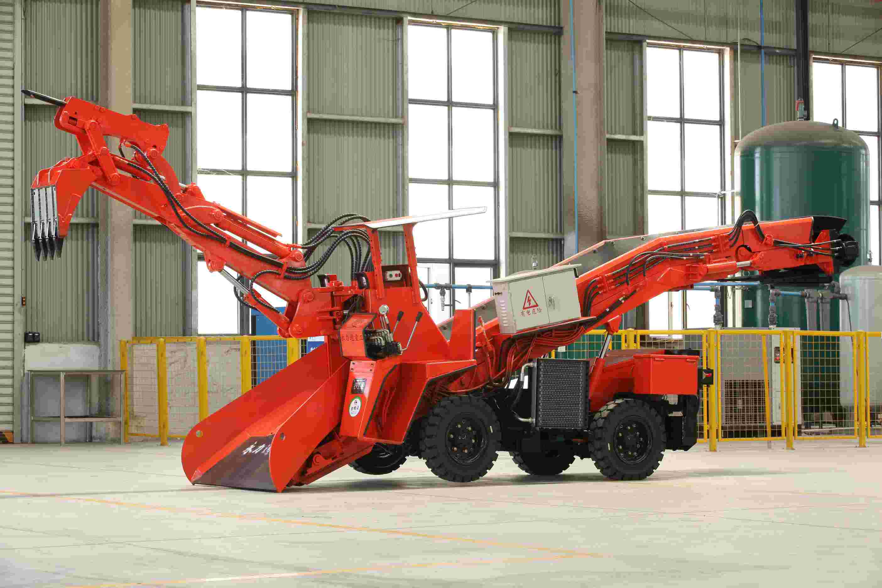 上饶井下扒渣机生产厂家，为铁路工程提供支持​