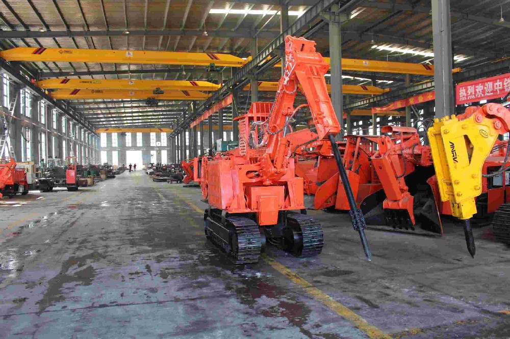 宜春 80 履带扒渣机排名，技术团队强大的领先品牌
