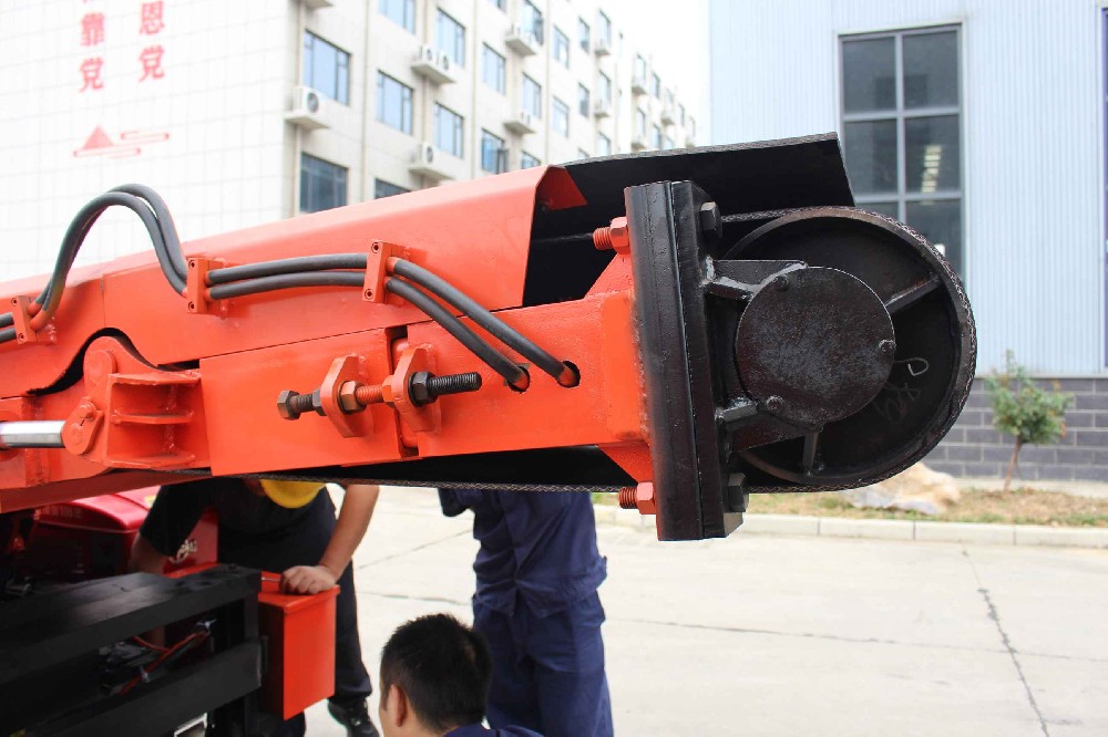 马尔康用户如何挑选适合自己矿井的扒渣机型号