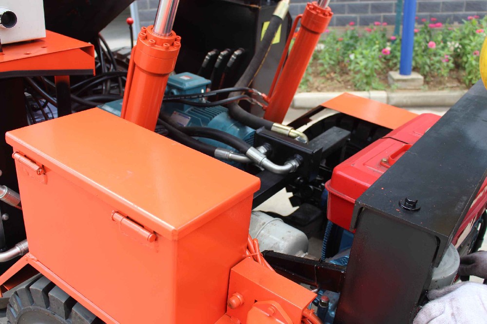 唐山 80 履带扒渣机排名揭秘,知名品牌脱颖而出