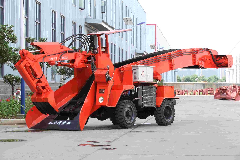 洛阳隧洞扒渣机哪个品牌好？厂家对比分析
