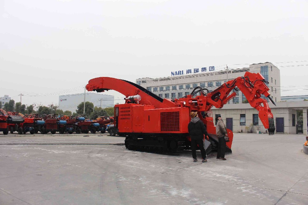 承德80履带刮板扒渣机价格对比,哪家更划算?