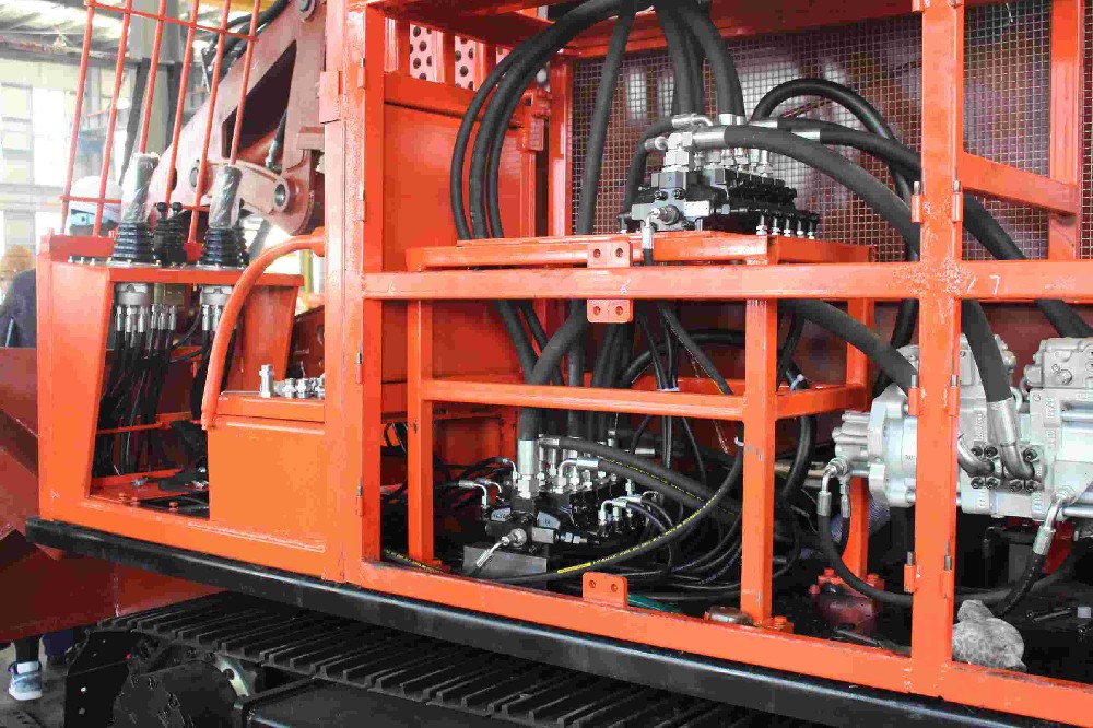 晋城履带式扒渣机和传统挖掘设备对比,优势在哪