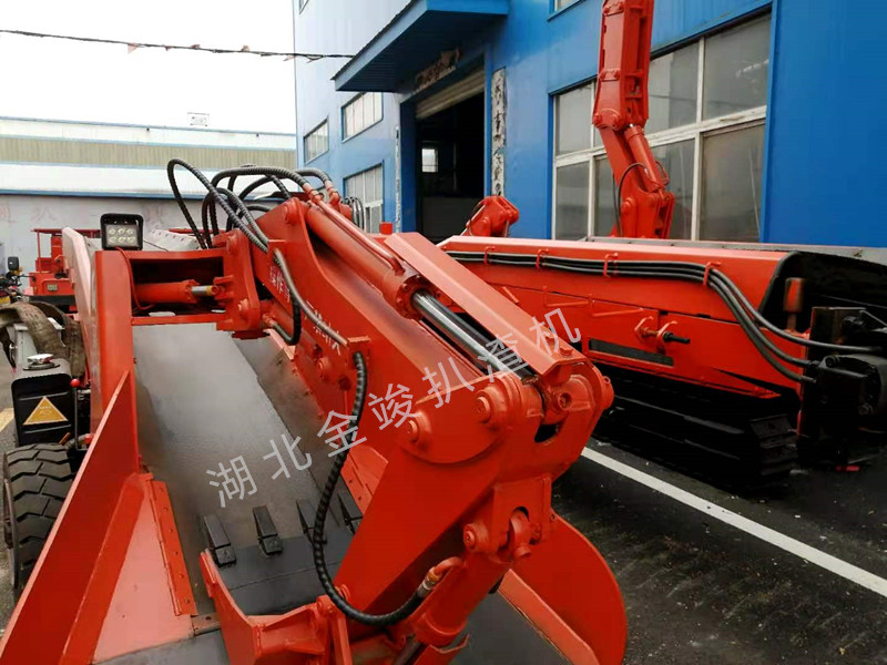 轮式皮带扒渣机 皮带扒渣机1120-03.jpg