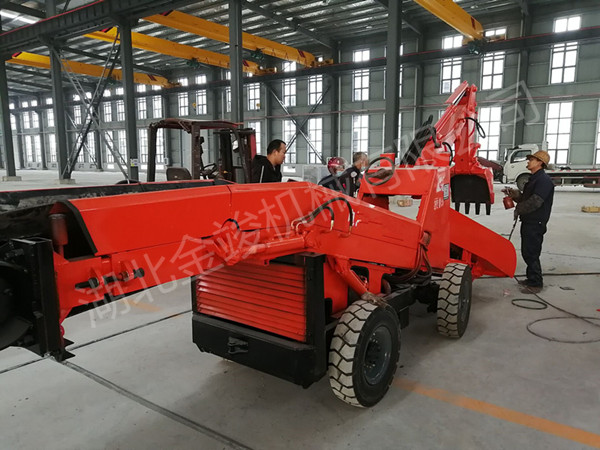 轮式皮带扒渣机 轮式皮带扒渣机1_副本.jpg