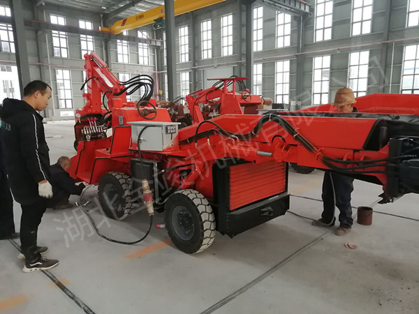 轮式皮带扒渣机 轮式皮带扒渣机2_副本.jpg